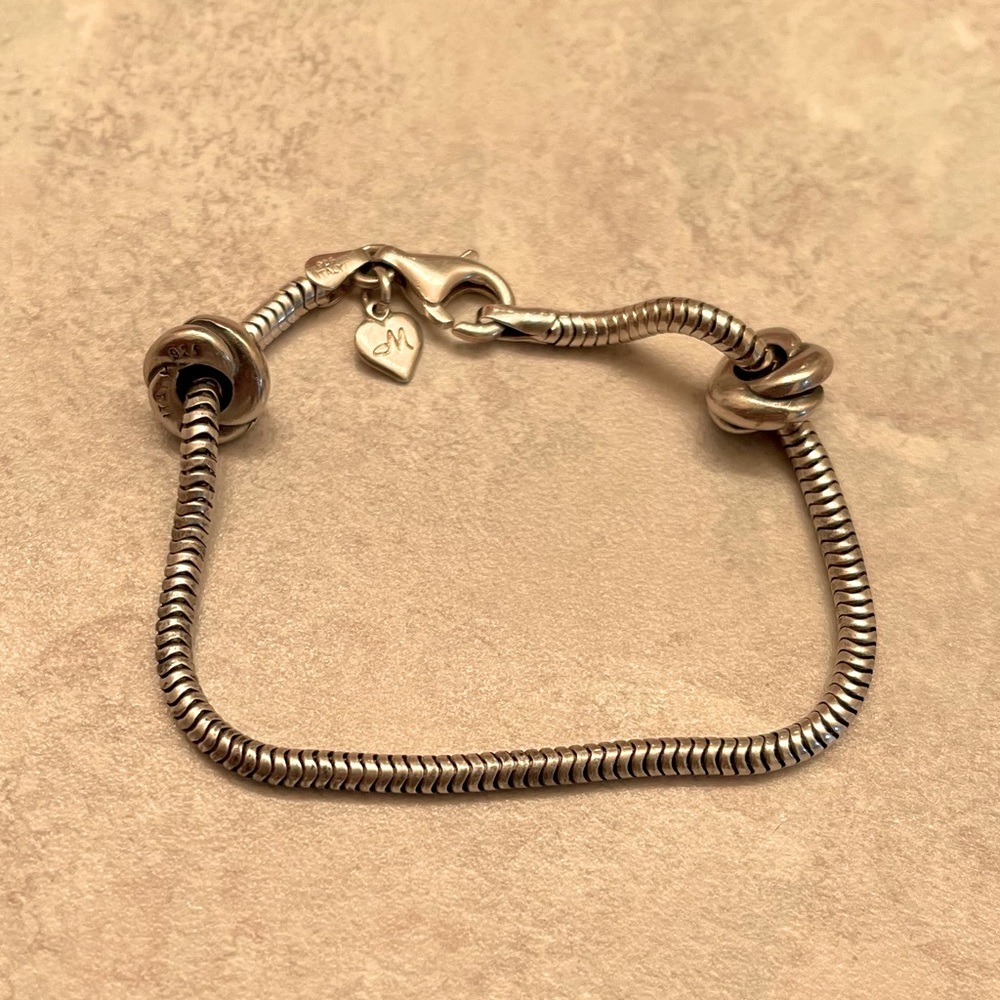 Kay Jewelers Charm bracelet w/stoppers